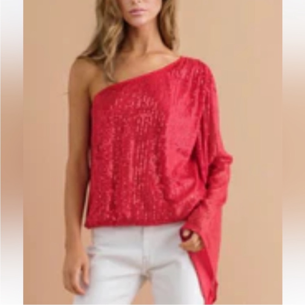 NWT Glam One Sleeve Sequin Top Size Small